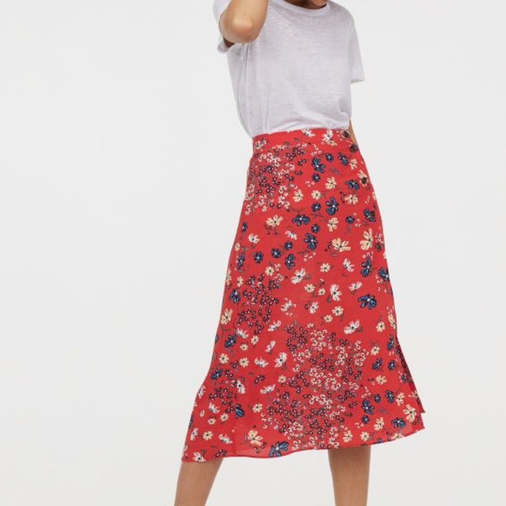 H&M Calf-length Red Floral Skirt